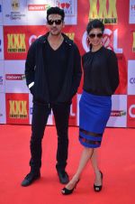 Taapsee Pannu, Zayed Khan at CCL Red Carpet in Broabourne, Mumbai on 10th Jan 2015